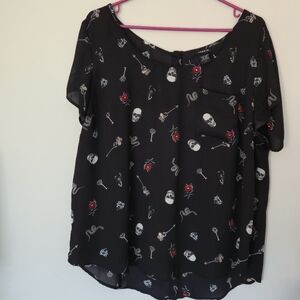 Torrid Size 2 Black Skull Rose Snake Chiffon Flutter Sleeve Back Button Top